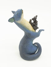Load image into Gallery viewer, Cracked Vessel - Leslie Levings
